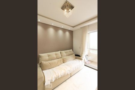 Sala de apartamento para alugar com 2 quartos, 50m² em Uberaba, Curitiba