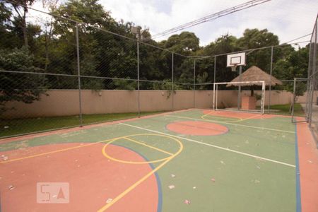 Quadra poliesportiva de apartamento para alugar com 2 quartos, 50m² em Uberaba, Curitiba