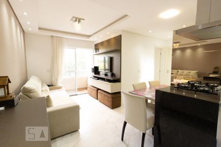 Apartamento para alugar com 2 quartos, 50m² em Uberaba, Curitiba