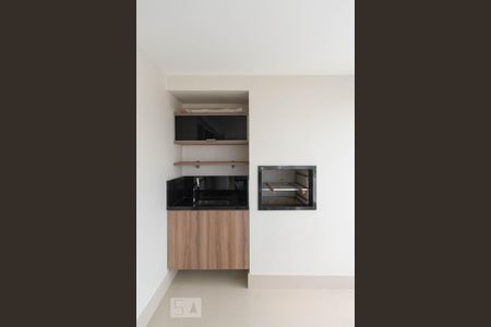 Apartamento para alugar com 135m², 3 quartos e 2 vagasVaranda