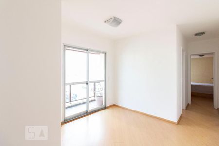 Sala  de apartamento para alugar com 2 quartos, 51m² em Vila Bertioga, São Paulo