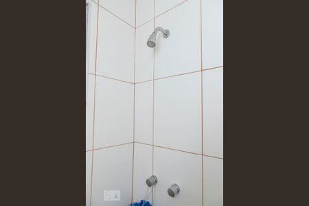 Banheiro de apartamento para alugar com 2 quartos, 66m² em Sampaio, Rio de Janeiro
