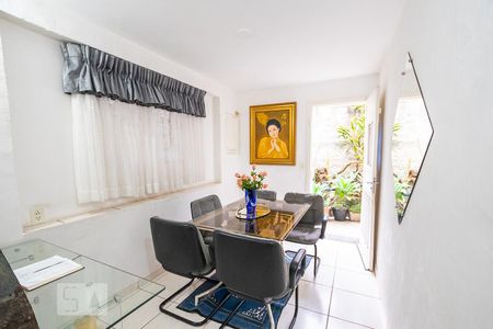Sala de casa para alugar com 3 quartos, 150m² em Jardim Oriental, São Paulo