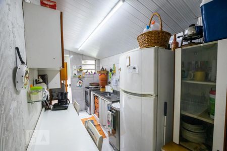 Cozinha de casa para alugar com 3 quartos, 150m² em Jardim Oriental, São Paulo