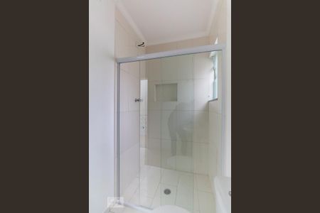 Casa de condomínio para alugar com 114m², 3 quartos e 2 vagasBanheiro