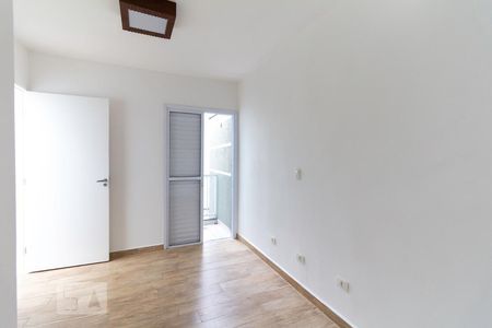 Suíte de casa de condomínio para alugar com 3 quartos, 114m² em Vila Moinho Velho, São Paulo