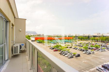 Varanda da Sala de apartamento para alugar com 2 quartos, 80m² em Barra da Tijuca, Rio de Janeiro