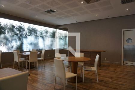 Apartamento para alugar com 80m², 2 quartos e 1 vagaÁrea comum - Salão de festas