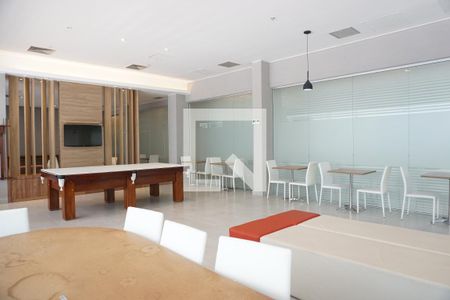 Apartamento para alugar com 80m², 2 quartos e 1 vagaÁrea comum - Salão de festas