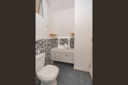 Apartamento para alugar com 137m², 3 quartos e 1 vaga Apartamento para alugar com 137m², 3 quartos e 1 vagaBanheiro da Suíte