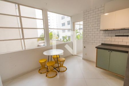 Apartamento para alugar com 137m², 3 quartos e 1 vaga Apartamento para alugar com 137m², 3 quartos e 1 vagaCozinha