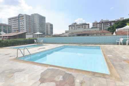 Apartamento à venda com 70m², 1 quarto e 1 vaga Apartamento à venda com 70m², 1 quarto e 1 vagaPiscina