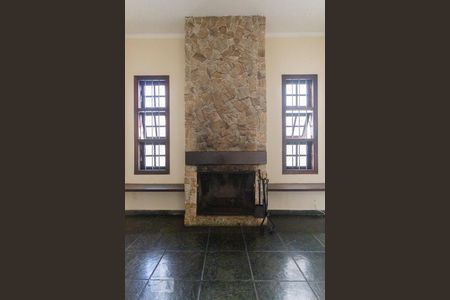 Lareira de casa à venda com 2 quartos, 320m² em Chácara Santo Antônio (zona Leste), São Paulo