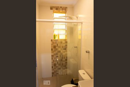 Banheiro de apartamento para alugar com 1 quarto, 36m² em Cristo Redentor, Porto Alegre