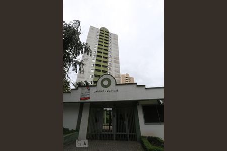 Apartamento à venda com 67m², 3 quartos e 1 vaga Apartamento à venda com 67m², 3 quartos e 1 vagaFachada