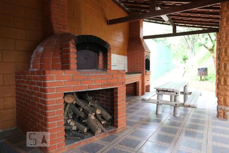 Apartamento à venda com 67m², 3 quartos e 1 vaga Apartamento à venda com 67m², 3 quartos e 1 vagaForno a Lenha