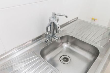 Apartamento para alugar com 50m², 2 quartos e sem vagaDetalhe cozinha 