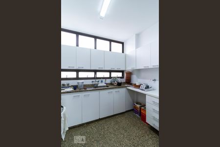 Apartamento à venda com 220m², 3 quartos e 3 vagasCozinha