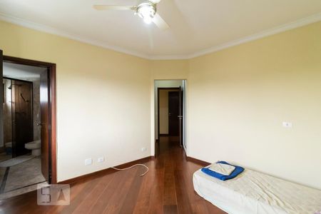 Apartamento à venda com 220m², 3 quartos e 3 vagasSuíte 1