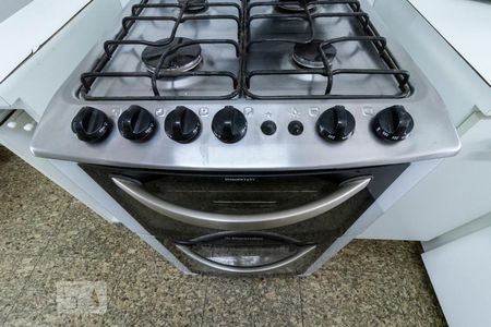 Apartamento à venda com 220m², 3 quartos e 3 vagasFogão