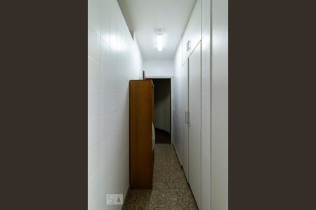 Apartamento à venda com 220m², 3 quartos e 3 vagasCorredor acesso a Cozinha