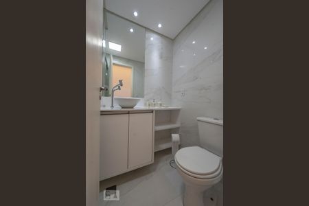 Apartamento para alugar com 51m², 2 quartos e 1 vaga Apartamento para alugar com 51m², 2 quartos e 1 vagaBanheiro