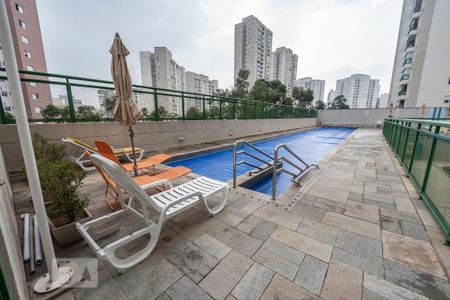 Apartamento para alugar com 51m², 2 quartos e 1 vaga Apartamento para alugar com 51m², 2 quartos e 1 vagaPiscina
