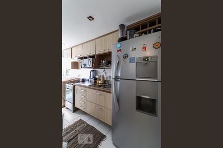 Apartamento para alugar com 70m², 2 quartos e 1 vagaCOZINHA