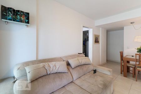 SALA de apartamento para alugar com 2 quartos, 70m² em Barra da Tijuca, Rio de Janeiro