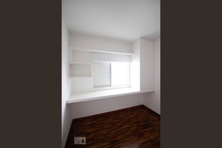 Apartamento à venda com 100m², 2 quartos e 2 vagas Apartamento à venda com 100m², 2 quartos e 2 vagasQuarto