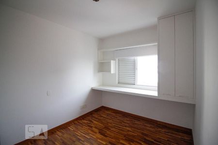 Quarto de apartamento à venda com 2 quartos, 100m² em Vila Ipojuca, São Paulo