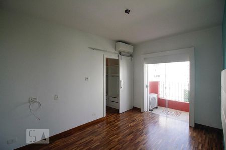 Apartamento à venda com 100m², 2 quartos e 2 vagas Apartamento à venda com 100m², 2 quartos e 2 vagasSuíte