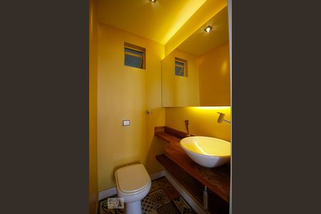 Lavabo de apartamento à venda com 2 quartos, 100m² em Vila Ipojuca, São Paulo