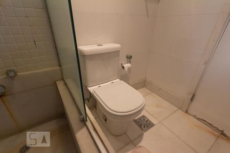 Apartamento para alugar com 144m², 4 quartos e 2 vagasBanheiro (Suíte)