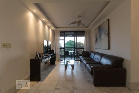 Sala de apartamento para alugar com 4 quartos, 144m² em Barra da Tijuca, Rio de Janeiro