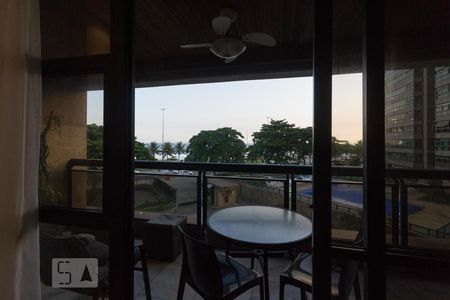 Apartamento para alugar com 144m², 4 quartos e 2 vagasVaranda