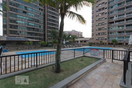 Apartamento para alugar com 144m², 4 quartos e 2 vagasPiscina