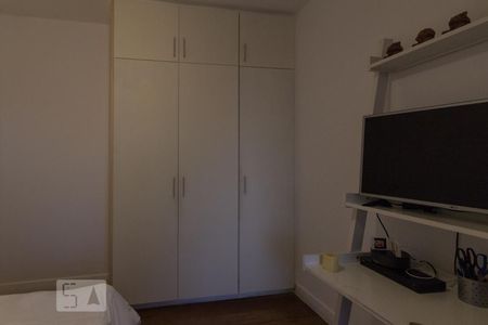 Apartamento para alugar com 144m², 4 quartos e 2 vagasQuarto
