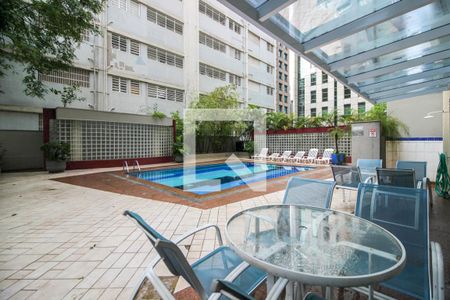 Studio para alugar com 37m², 1 quarto e 1 vaga Studio para alugar com 37m², 1 quarto e 1 vagaÁrea comum - Piscina