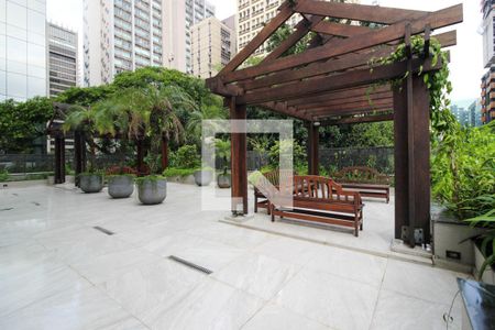 Studio para alugar com 37m², 1 quarto e 1 vaga Studio para alugar com 37m², 1 quarto e 1 vagaÁrea comum - Praça