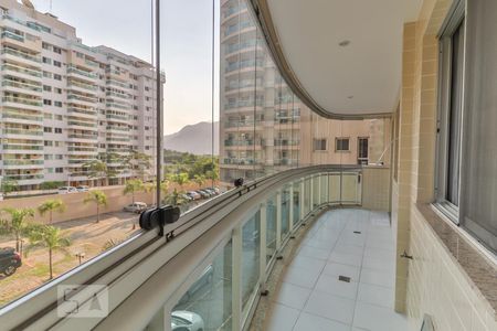 Varanda Sala de apartamento para alugar com 2 quartos, 80m² em Jacarepaguá, Rio de Janeiro