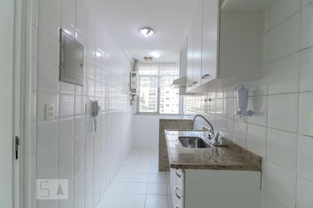 Apartamento para alugar com 80m², 2 quartos e 1 vagaCozinha e Área de Serviço