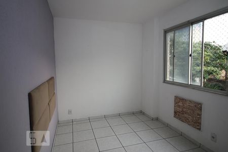 Quarto 01 de apartamento para alugar com 2 quartos, 43m² em Freguesia (jacarepaguá), Rio de Janeiro