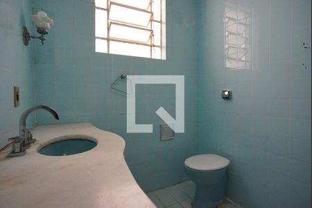 Banheiro Corredor de apartamento para alugar com 4 quartos, 139m² em Petrópolis, Porto Alegre