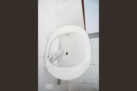 Casa à venda com 200m², 3 quartos e 2 vagasBanheiro