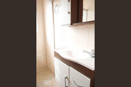 Casa à venda com 200m², 3 quartos e 2 vagasBanheiro