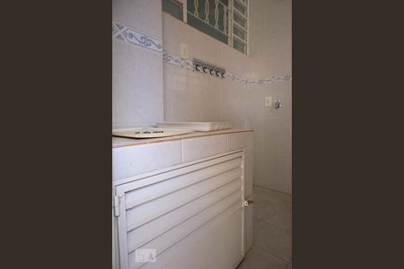 Casa à venda com 200m², 3 quartos e 2 vagasÁrea de Serviço