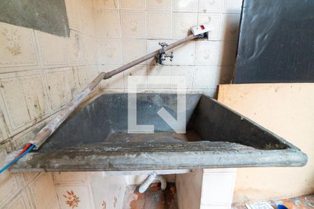 Casa à venda com 82m², 2 quartos e 1 vagaÁrea de Serviço