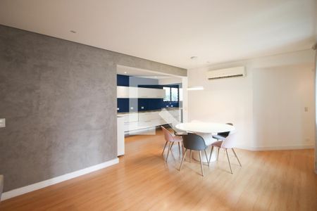 Sala de apartamento para alugar com 2 quartos, 137m² em Moema, São Paulo