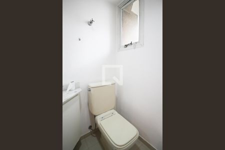 Lavabo de apartamento para alugar com 2 quartos, 137m² em Moema, São Paulo
